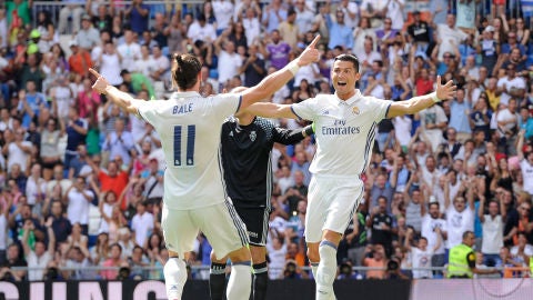 Cristiano y Bale celebran un gol