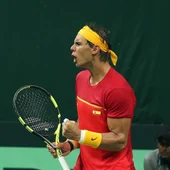 Nadal celebra un punto en el partido de dobles Nadal celebra un punto en el partido de dobles