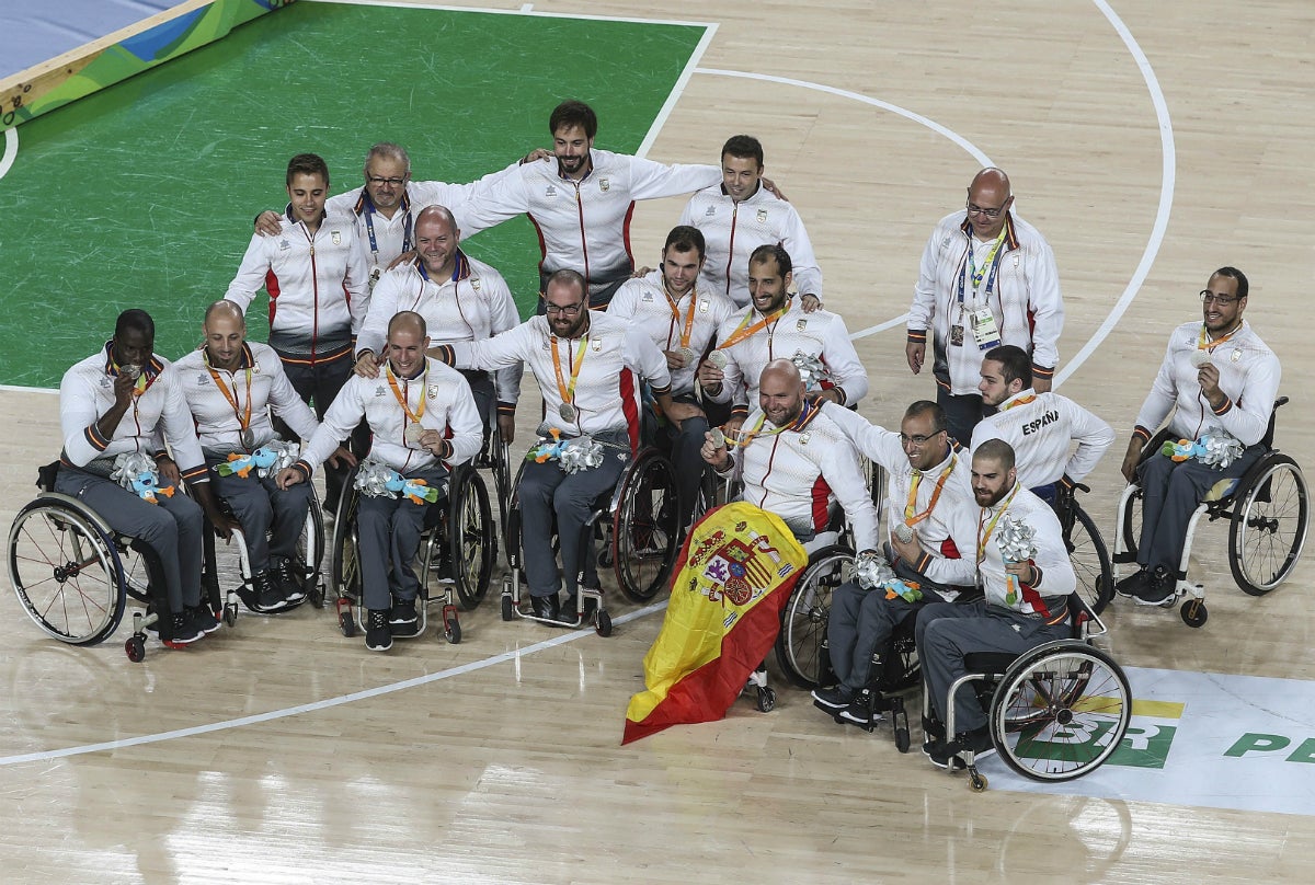 España logra la plata en baloncesto y roza el milagro ante Estados Unidos España logra la plata en baloncesto y roza el milagro ante Estados Unidos