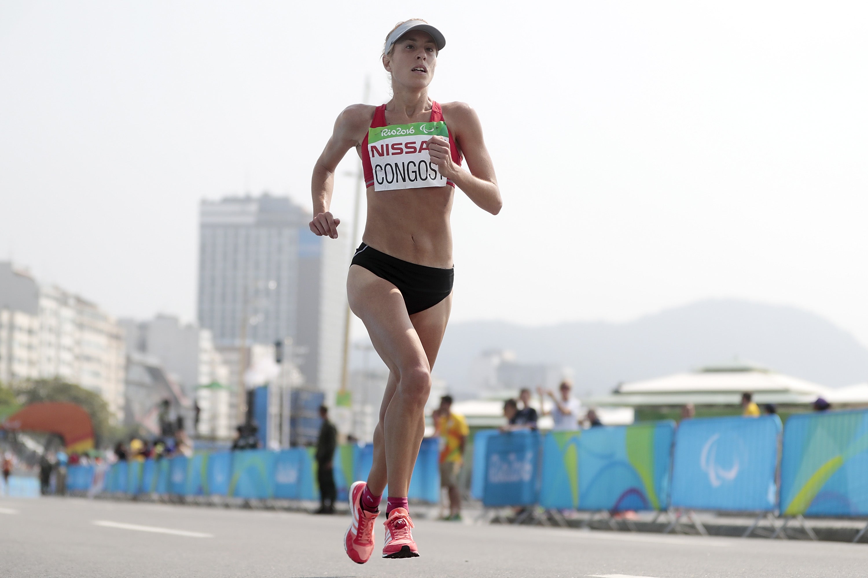 Elena Congost gana el oro en maratón T12 Elena Congost gana el oro en maratón T12