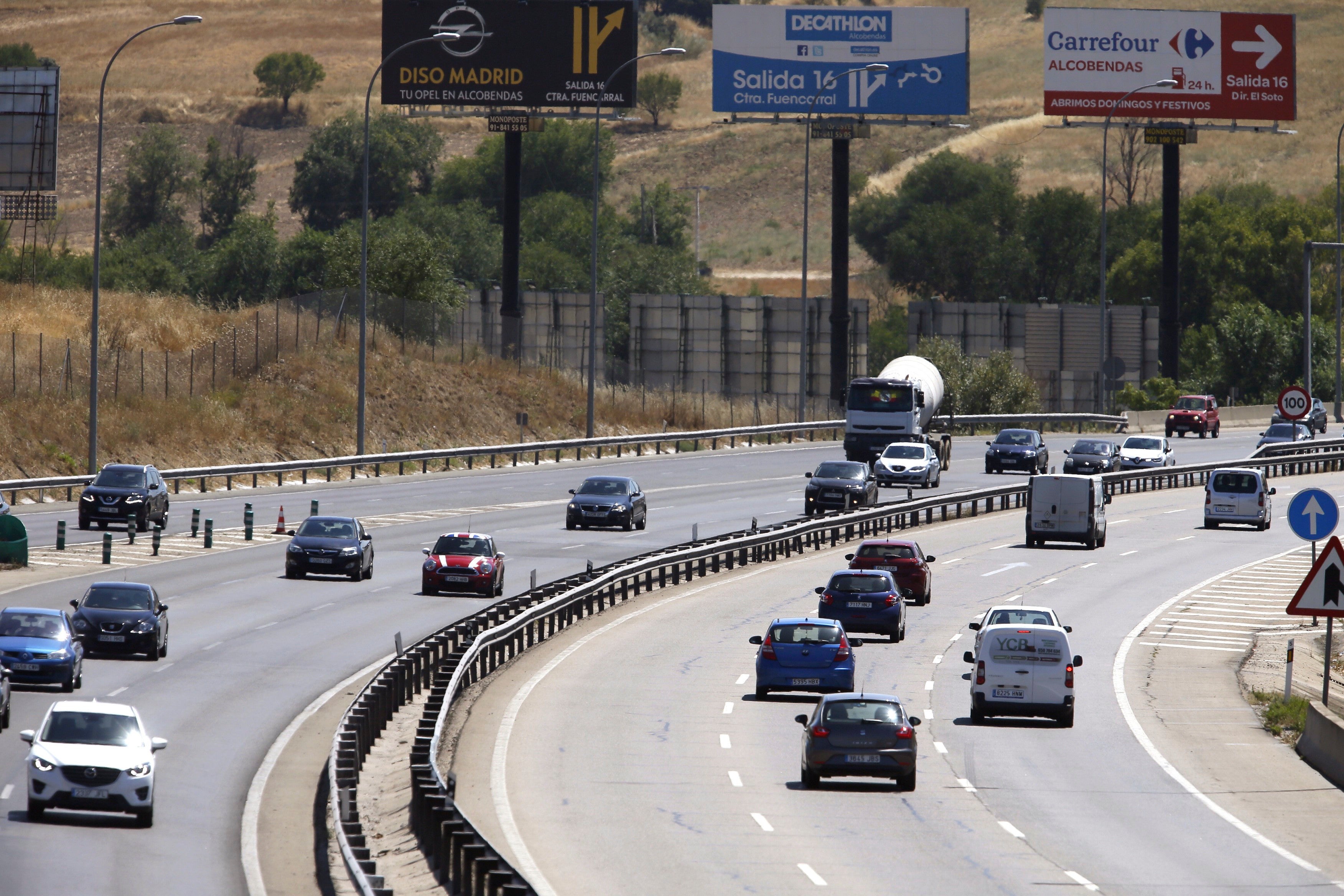 Diez muertos en las carreteras, la mitad motoristas, durante el fin de semana Diez muertos en las carreteras, la mitad motoristas, durante el fin de semana