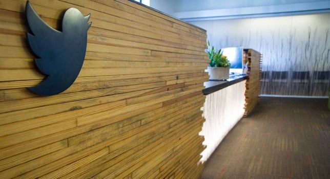 Twitter cae por encima del 14% y registra otra jornada negra en Bolsa Twitter cae por encima del 14% y registra otra jornada negra en Bolsa