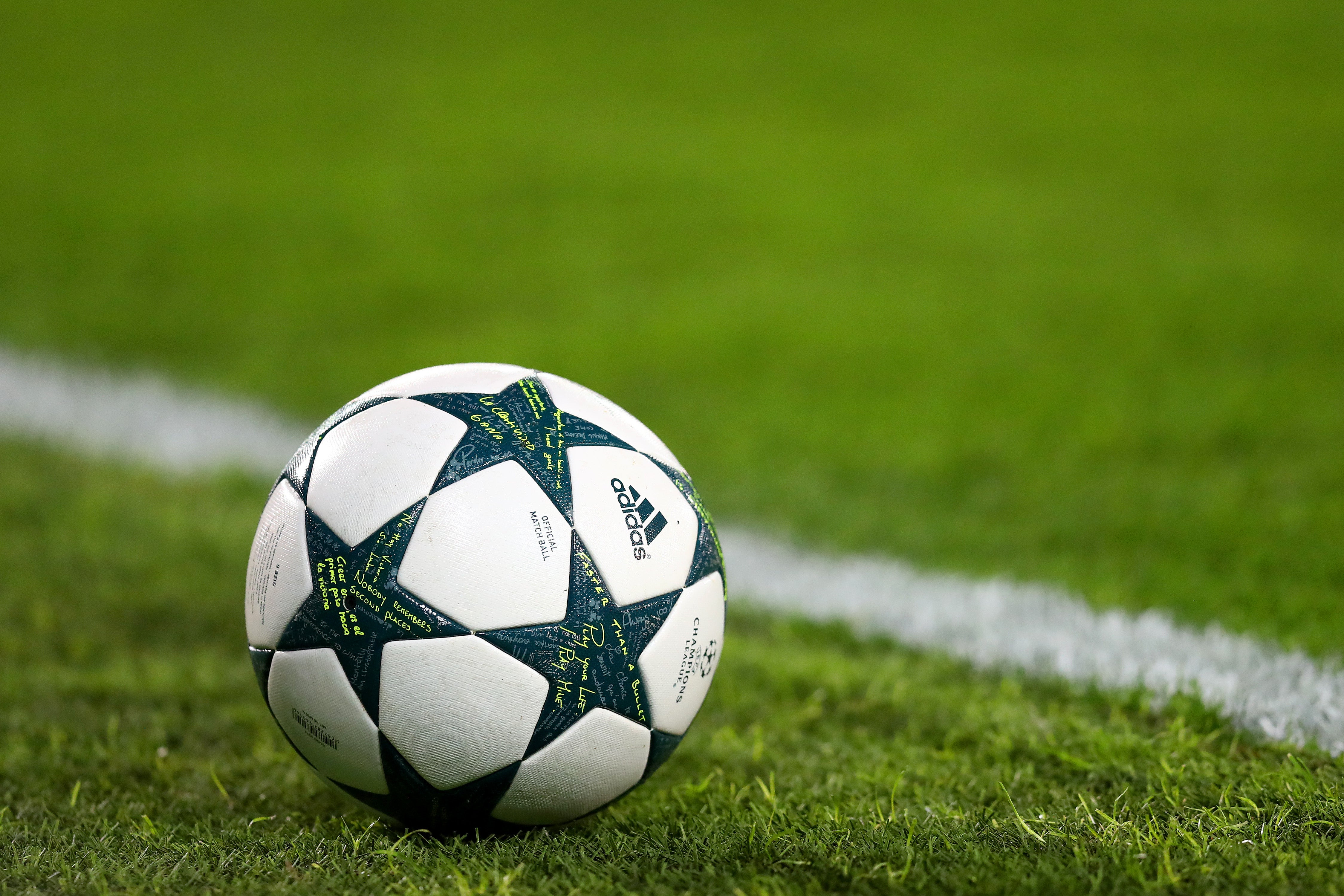 Los cuatro primeros clasificados de la Liga irán directamente a la Champions en 2018 Los cuatro primeros clasificados de la Liga irán directamente a la Champions en 2018
