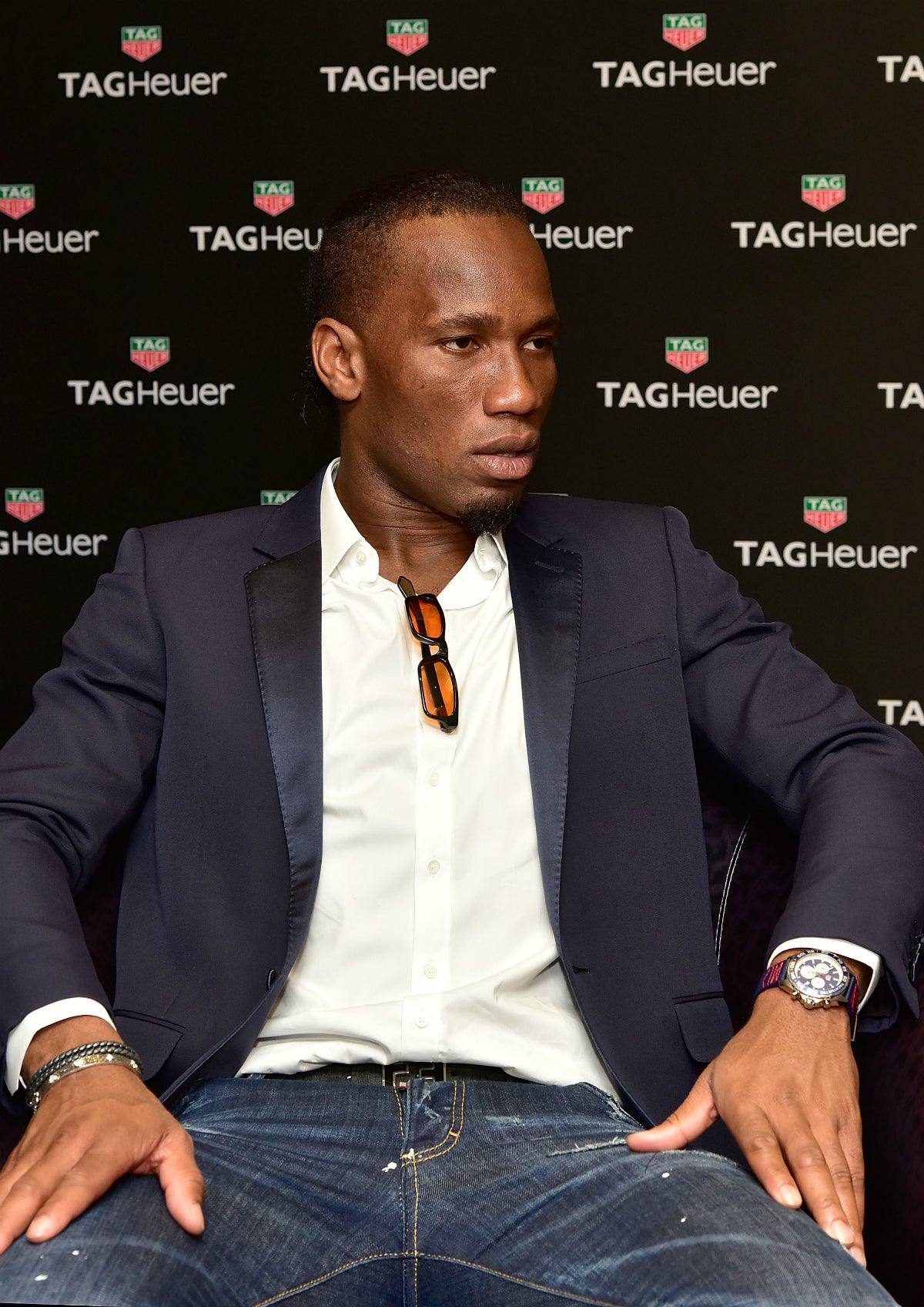 Palo de Drogba a Walcott y al Chelsea: "Es más fácil que los ratones bailen cuando no hay gatos" Palo de Drogba a Walcott y al Chelsea: "Es más fácil que los ratones bailen cuando no hay gatos"
