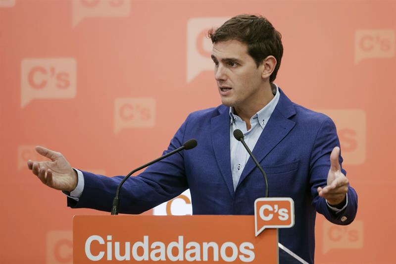 Ciudadanos con los animales de compañía Ciudadanos con los animales de compañía
