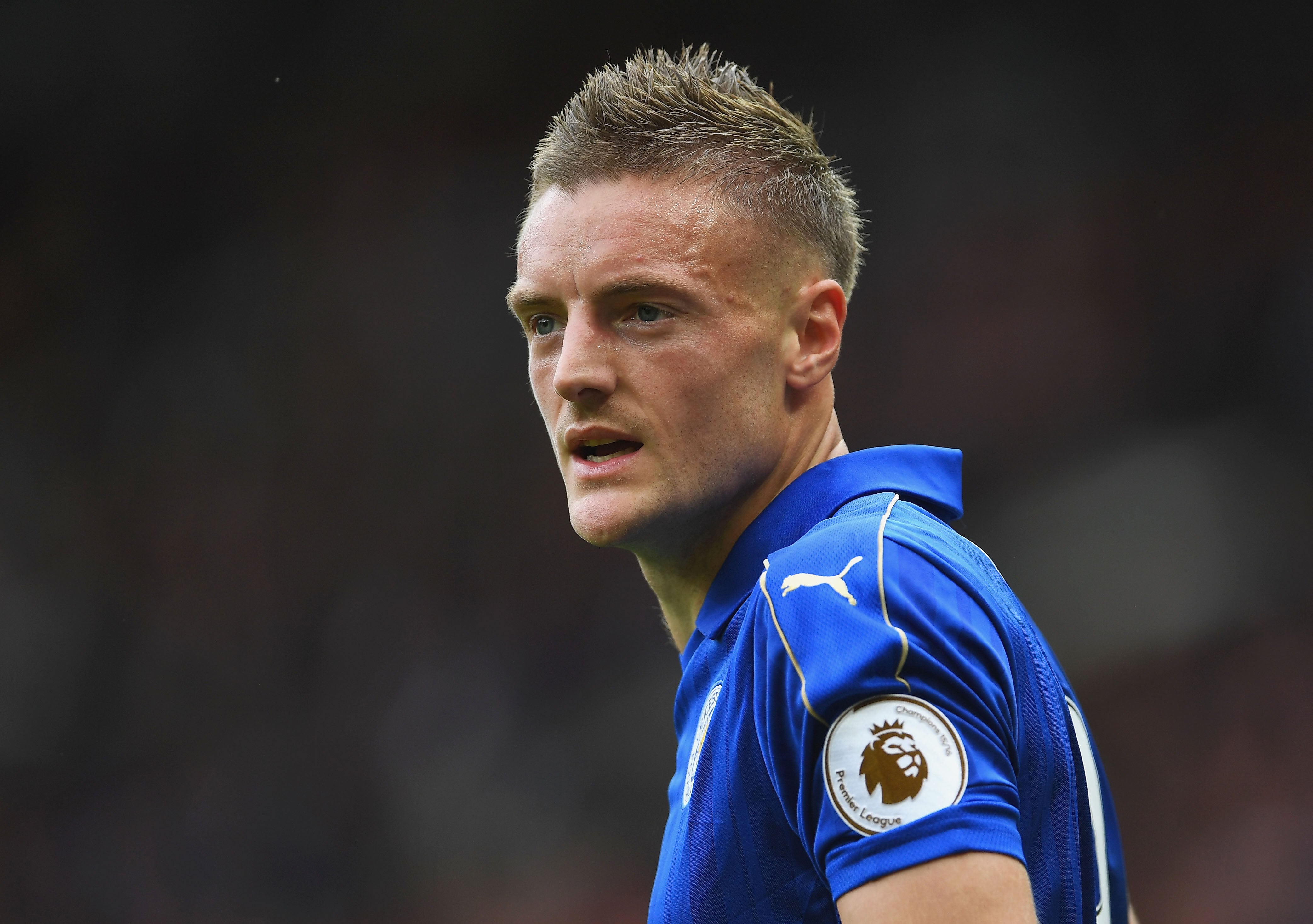 Vardy se sincera y desvela su episodio 'racista' en un casino: "¡Lárgate, japo!" Vardy se sincera y desvela su episodio 'racista' en un casino: "¡Lárgate, japo!"