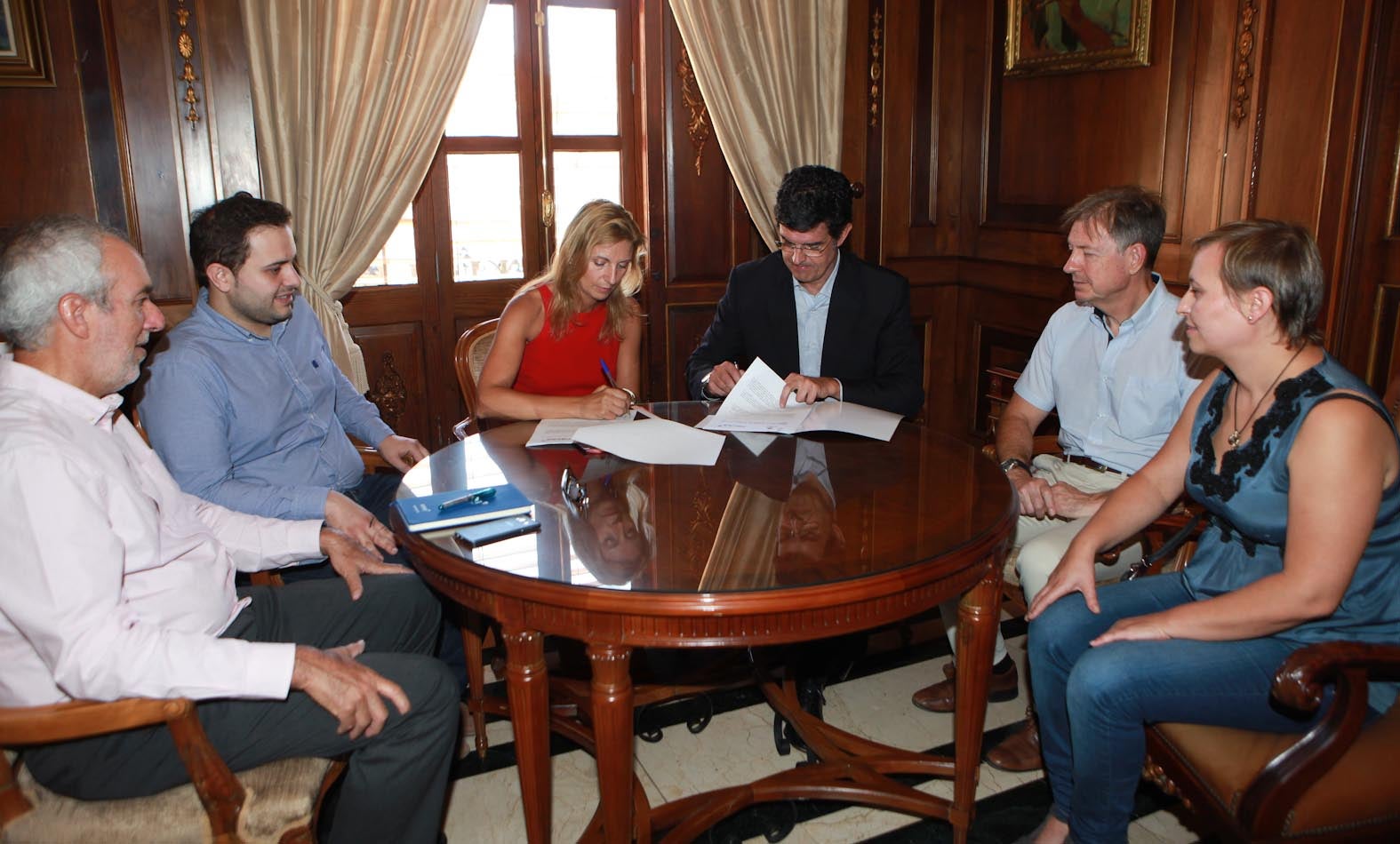 Castellón evita 189 cortes de agua en un año a familias en situación de vulnerabilidad Castellón evita 189 cortes de agua en un año a familias en situación de vulnerabilidad