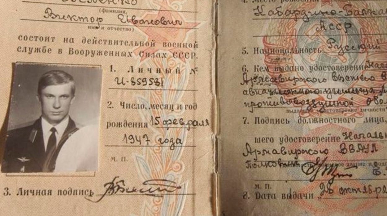 Viktor Ivanovich Balenko, el piloto que robó un avión de combate para escapar de la URSS Viktor Ivanovich Balenko, el piloto que robó un avión de combate para escapar de la URSS