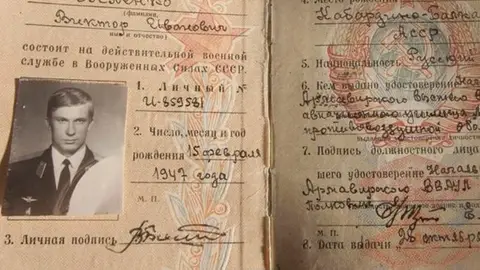 Viktor Balenko, el piloto que robó un avión de combate para escapar de la URSS Viktor Balenko, el piloto que robó un avión de combate para escapar de la URSS