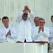 Colombia y las FARC firman la paz.