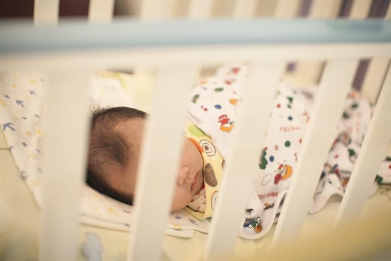 Nace el primer bebé del mundo con ADN de tres padres Nace el primer bebé del mundo con ADN de tres padres