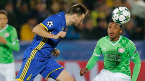 Momento del encuentro entre el Rostov y el PSV