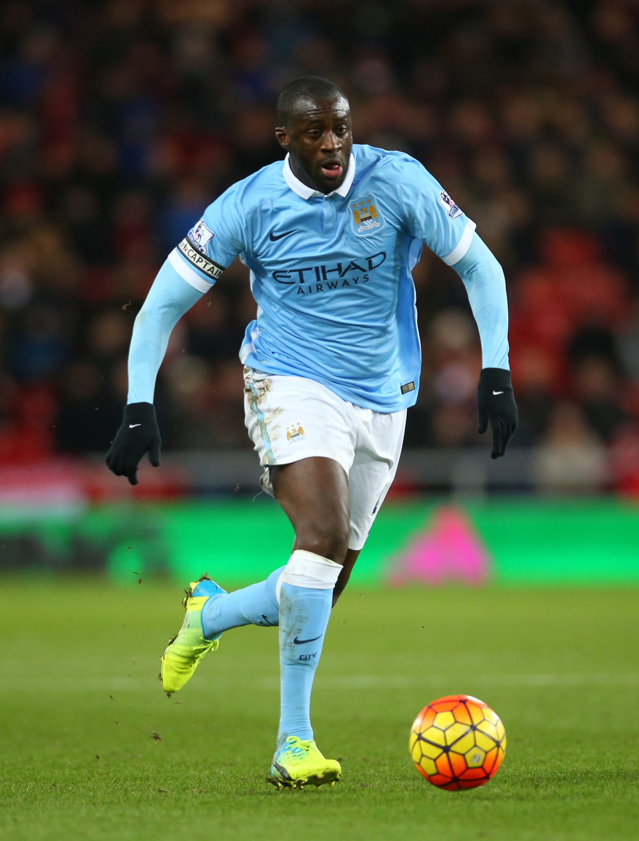 Guardiola entierra el hacha de guerra con Touré Yaya y el costamarfileño lo celebra con dos goles Guardiola entierra el hacha de guerra con Touré Yaya y el costamarfileño lo celebra con dos goles