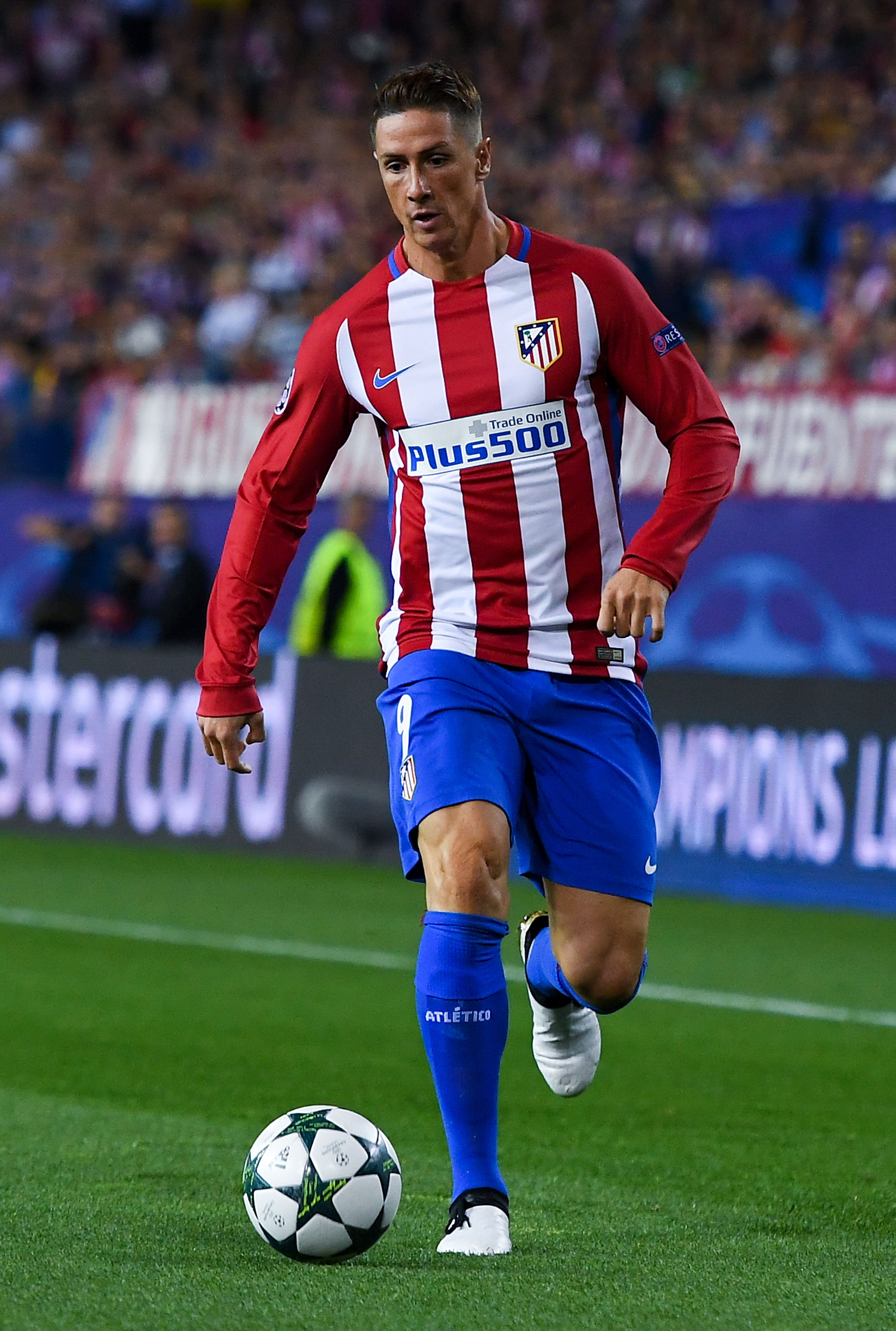 Fernando Torres sufre una lesión muscular en la cadera y no jugará ante Osasuna Fernando Torres sufre una lesión muscular en la cadera y no jugará ante Osasuna