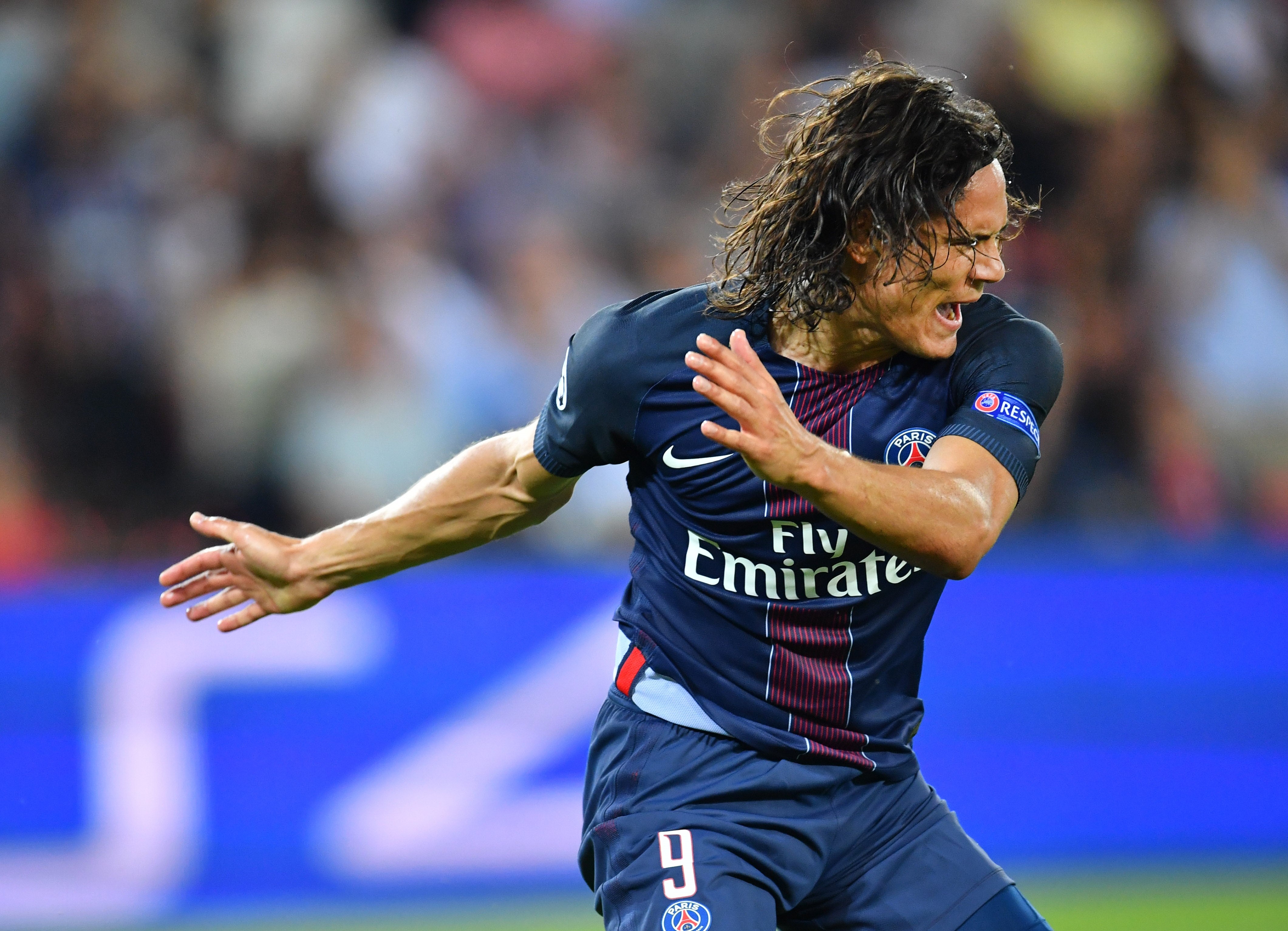 Cavani y Milik 'cazan' a Messi y Agüero como máximos goleadores de la Champions Cavani y Milik 'cazan' a Messi y Agüero como máximos goleadores de la Champions