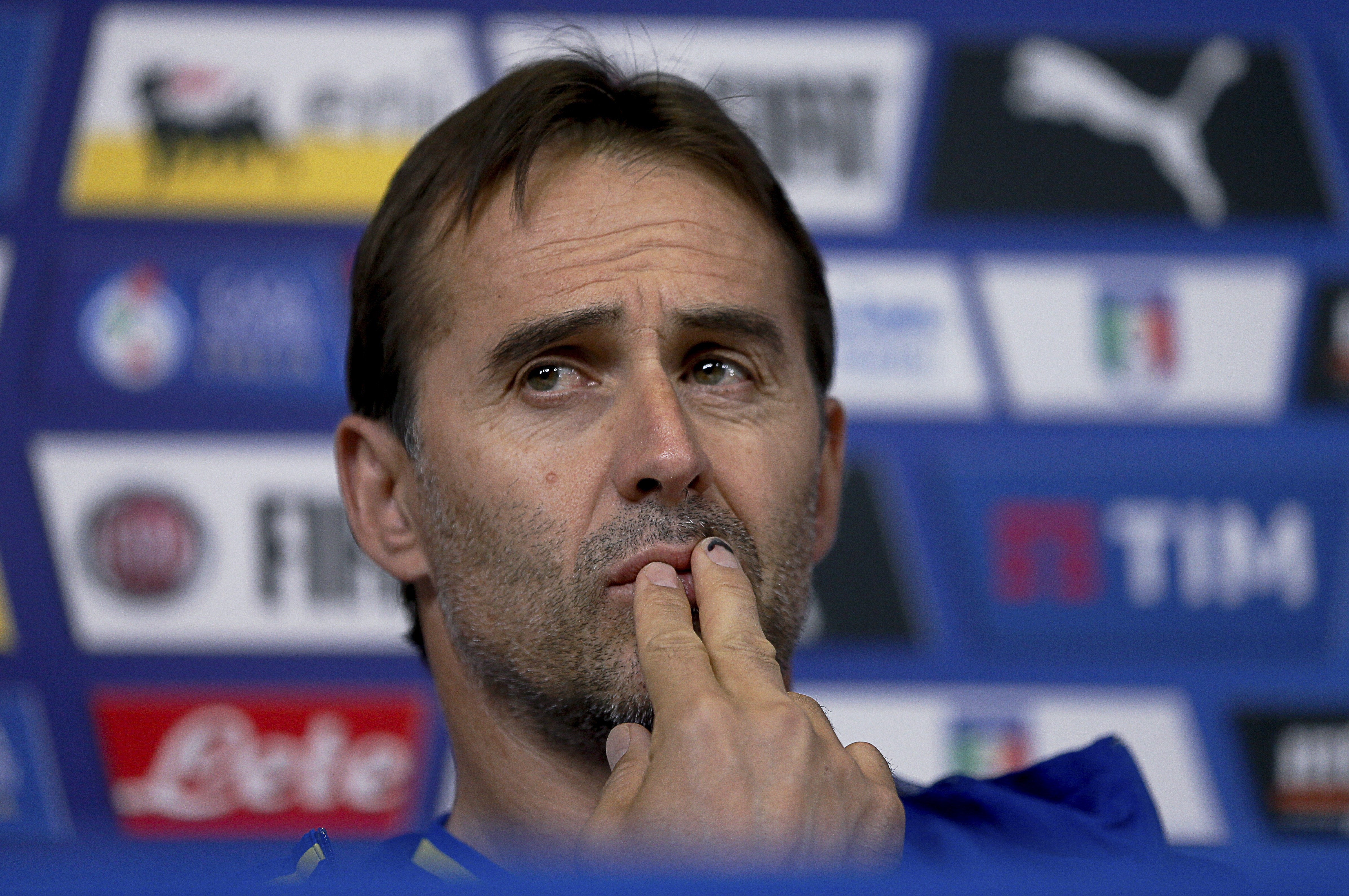 Lopetegui: "Albania lleva una de las mejores evoluciones de Europa en los últimos años" Lopetegui: "Albania lleva una de las mejores evoluciones de Europa en los últimos años"