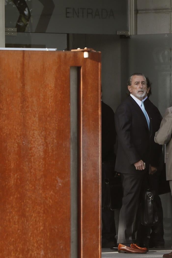 Correa ofrece a la Fiscalía confesar los hechos a cambio de un pacto Correa ofrece a la Fiscalía confesar los hechos a cambio de un pacto