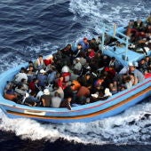Rescate de inmigrantes en Lampedusa | Archivo