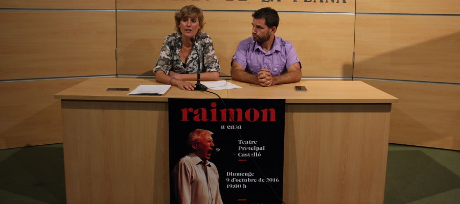 Los concejales responsables de las actividades durante su presentación Los concejales responsables de las actividades durante su presentación