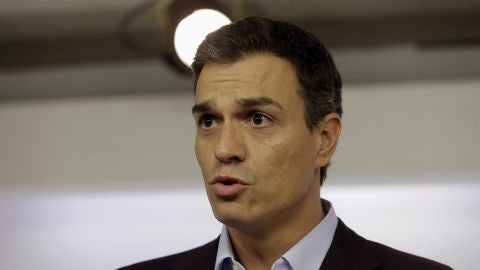 Pedro S&aacute;nchez comparece ante los medios (Archivo)