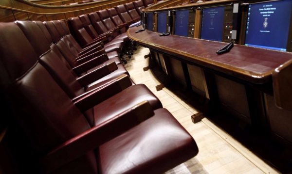 Tertulia: ¿Cómo actuarán los diputados del PSOE en la votación de investidura? Tertulia: ¿Cómo actuarán los diputados del PSOE en la votación de investidura?