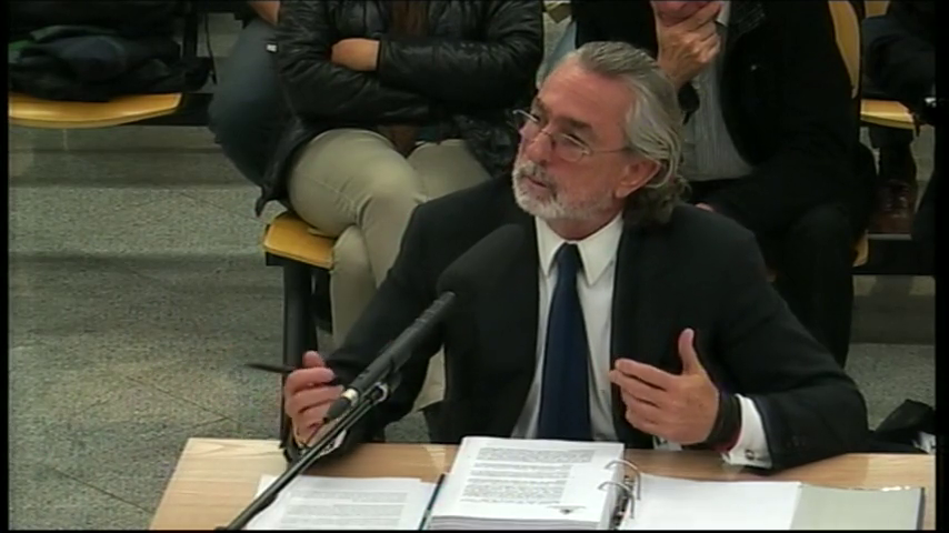 Francisco Correa dice que al llegar Rajoy cesó su relación con el PP a nivel nacional Francisco Correa dice que al llegar Rajoy cesó su relación con el PP a nivel nacional