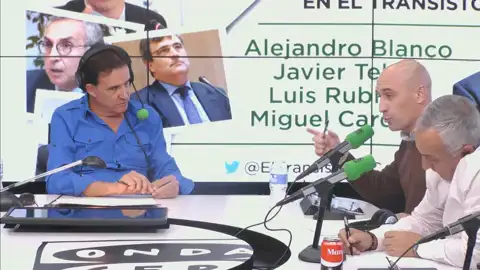 Frame 0.0 de: Rubiales a Cardenal: "Míreme usted a los ojos y dígame que miento" Frame 0.0 de: Rubiales a Cardenal: "Míreme usted a los ojos y dígame que miento"