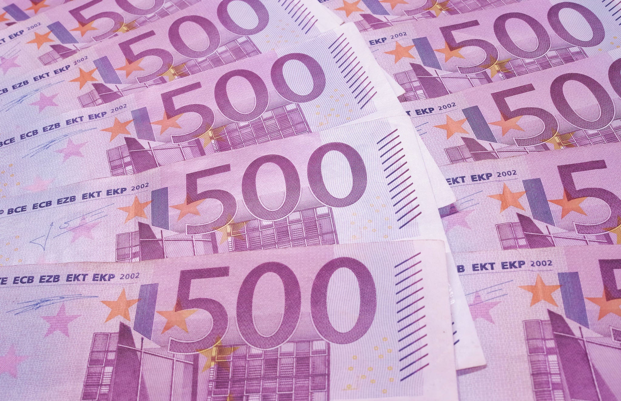 La Brújula de la Economía: ¿Es eficaz limitar a 1.000 euros los pagos en efectivo? La Brújula de la Economía: ¿Es eficaz limitar a 1.000 euros los pagos en efectivo?