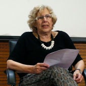 Manuela Carmena en una conferencia