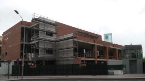 Edificio en obras en el Hospital Provincial de Castell&oacute;n.