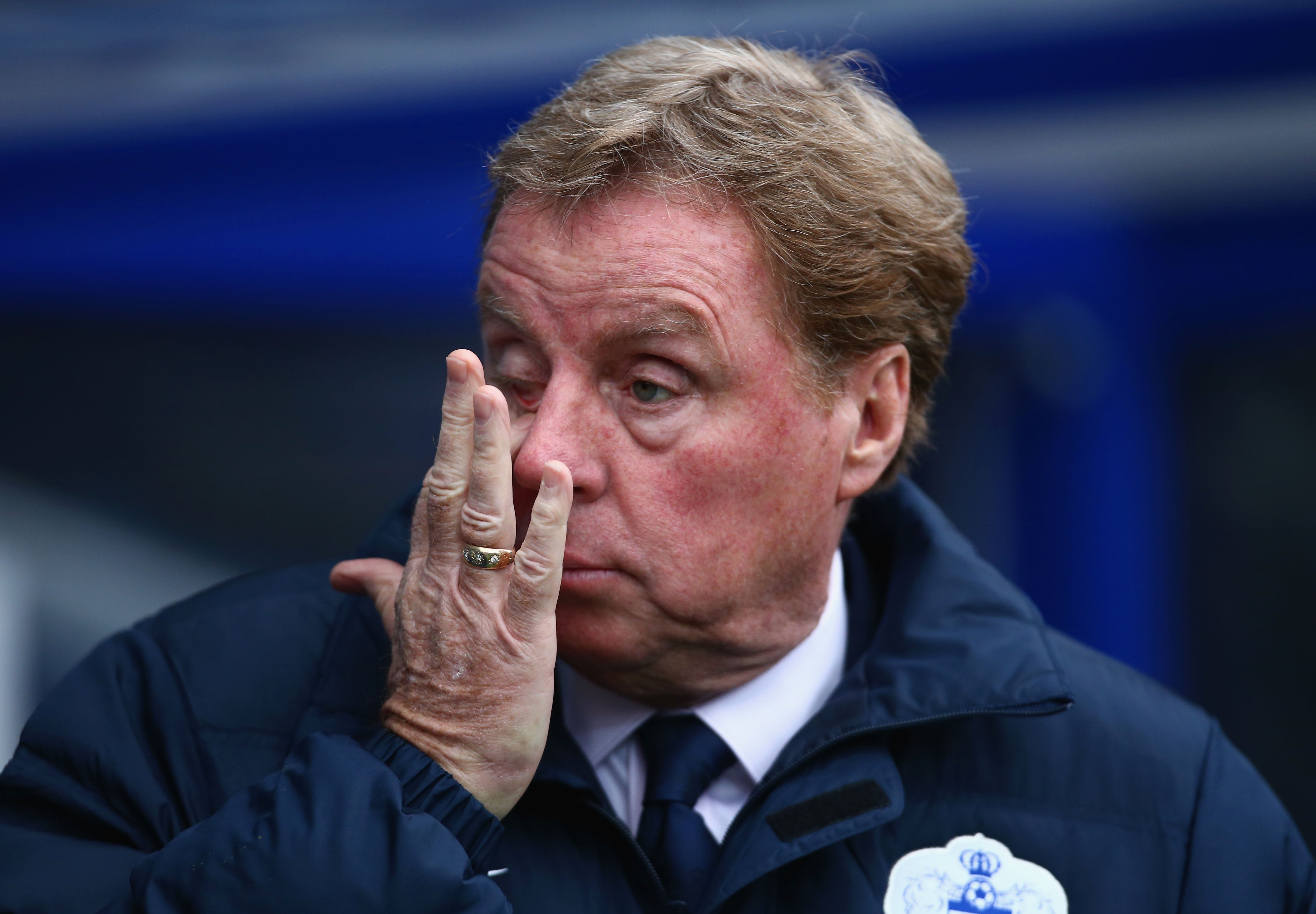Harry Redknapp arrastró de forma accidental a su mujer por la carretera con el coche en marcha Harry Redknapp arrastró de forma accidental a su mujer por la carretera con el coche en marcha