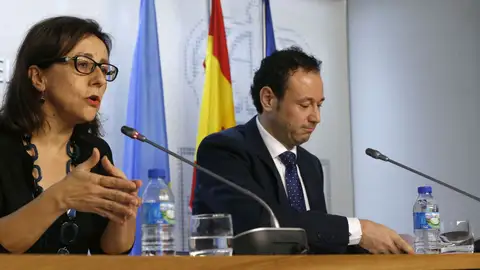 Rueda de prensa Consejo de Gobierno Asturias Rueda de prensa de los consejeros Belén Fernández y Guillermo Martínez