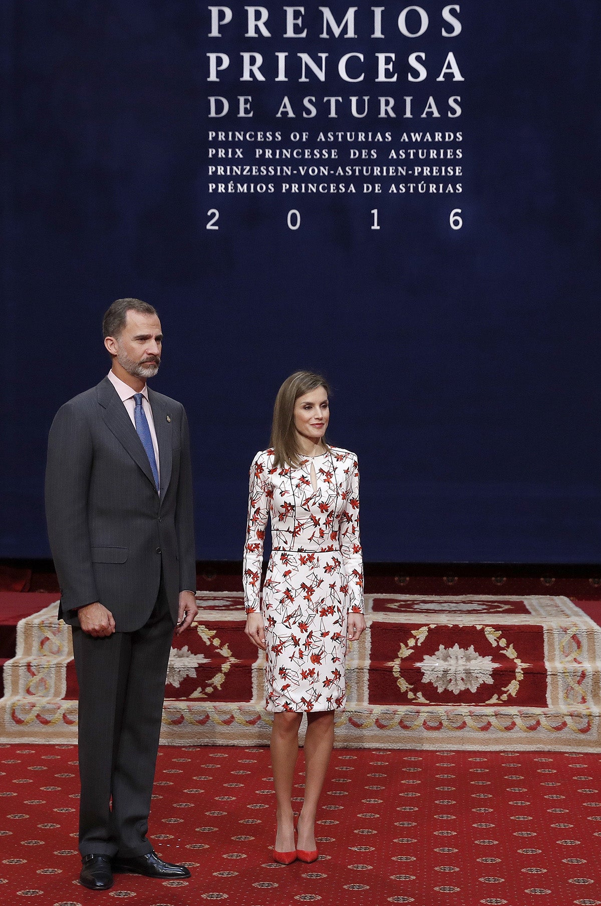 Los Reyes entregan las 8 insignias de los Premios Princesa a los galardonados Los Reyes entregan las 8 insignias de los Premios Princesa a los galardonados