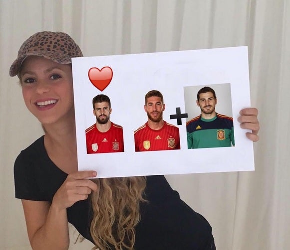 Shakira publica un acertijo con Piqué, Ramos y Casillas como protagonistas Shakira publica un acertijo con Piqué, Ramos y Casillas como protagonistas