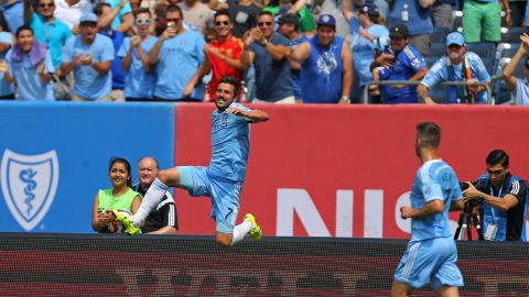 David Villa, celebrando un gol con su actual equipo
