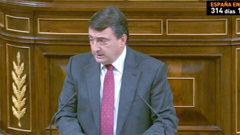 Aitor Est&eacute;ban