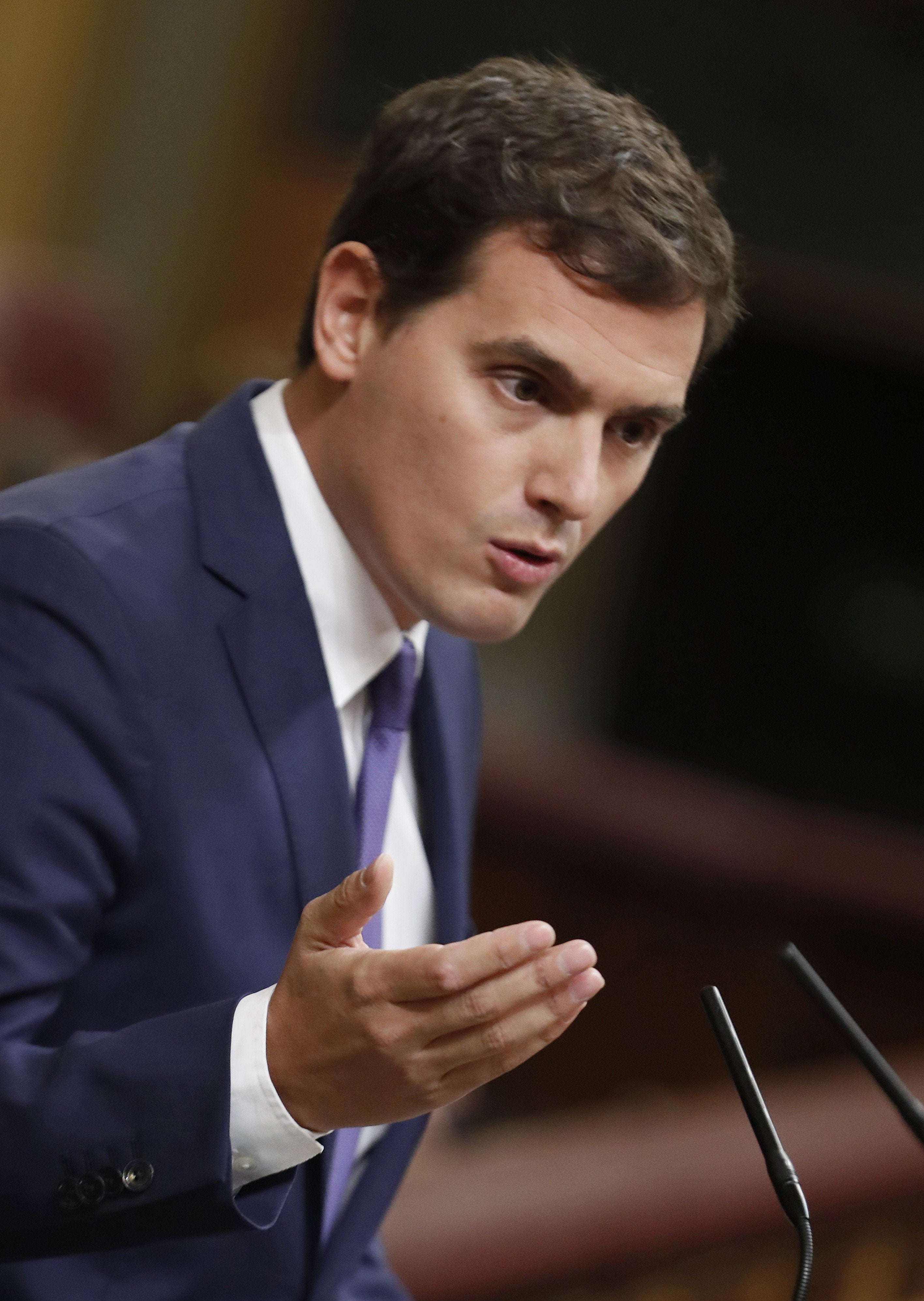 Rivera critica a Cospedal por no pedir perdón y le pide una investigación rápida Rivera critica a Cospedal por no pedir perdón y le pide una investigación rápida
