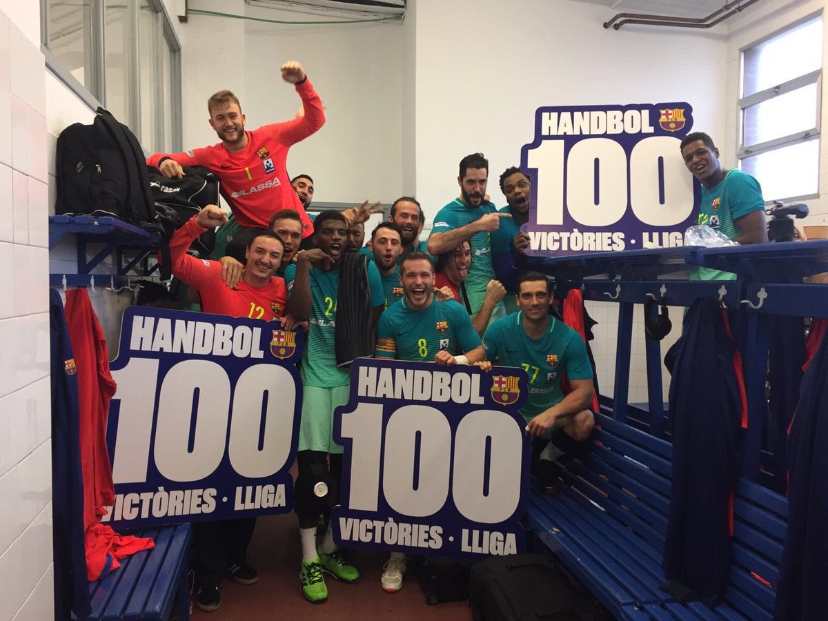 El Barcelona sufre para lograr 100 victorias consecutivas en la Liga Asobal El Barcelona sufre para lograr 100 victorias consecutivas en la Liga Asobal