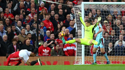 Parada de Heaton a Ibrahimovic
