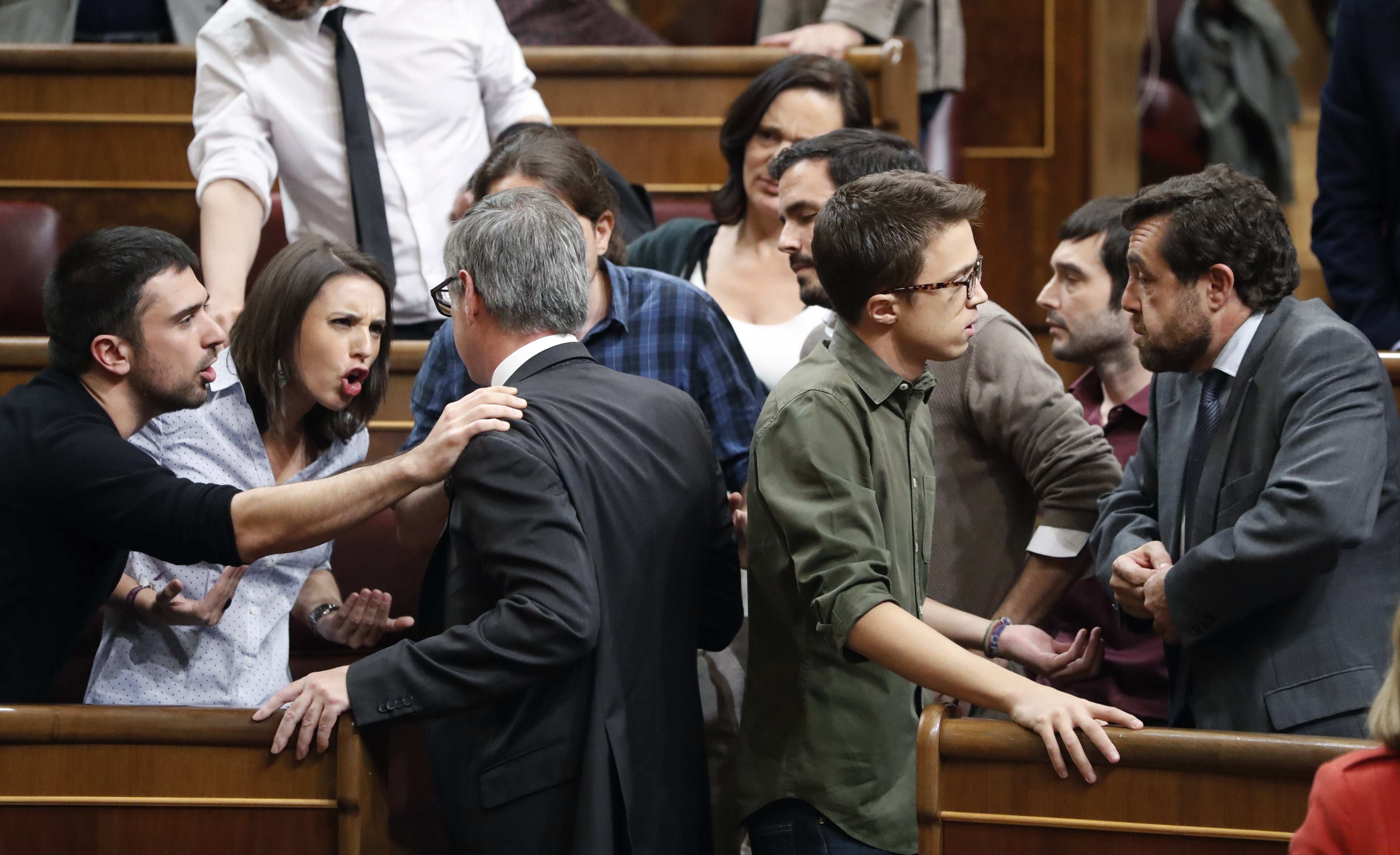 Errejón exige a Villegas que se retracte por llamarles "amigos de terroristas" Errejón exige a Villegas que se retracte por llamarles "amigos de terroristas"
