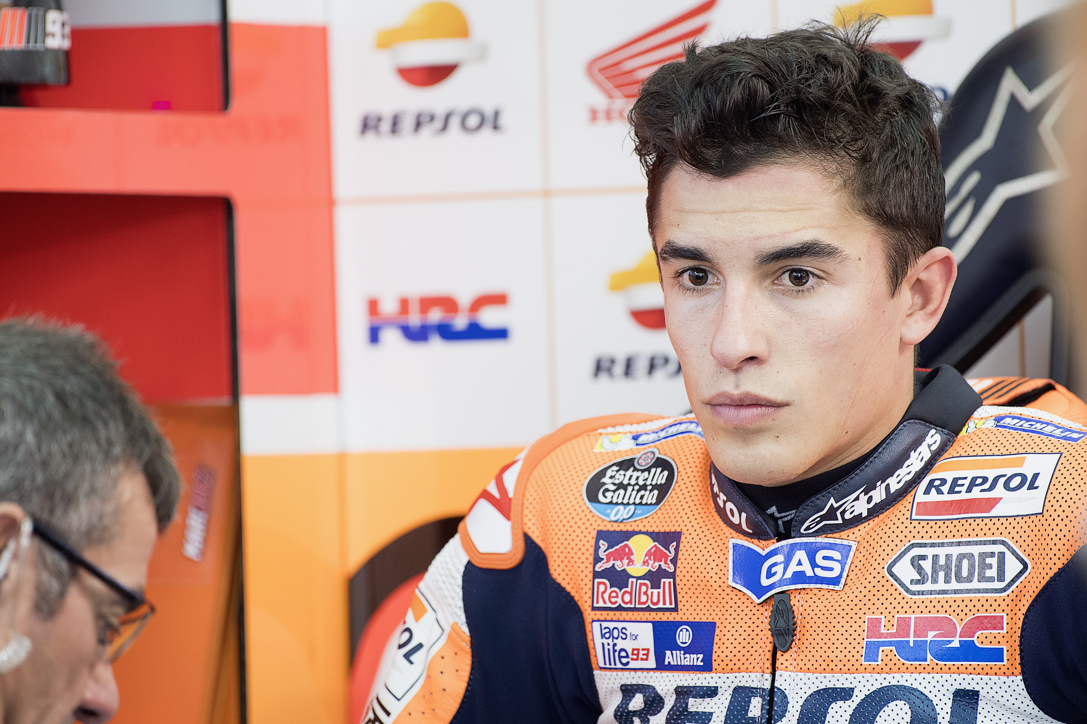 Marc Márquez: "Que algunos aficionados aplaudan que haya caídas me parece lamentable" Marc Márquez: "Que algunos aficionados aplaudan que haya caídas me parece lamentable"