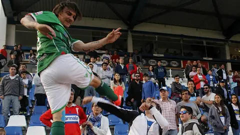 Sebastián Pol agrede a un aficionado rival en Chile Sebastián Pol agrede a un aficionado rival en Chile