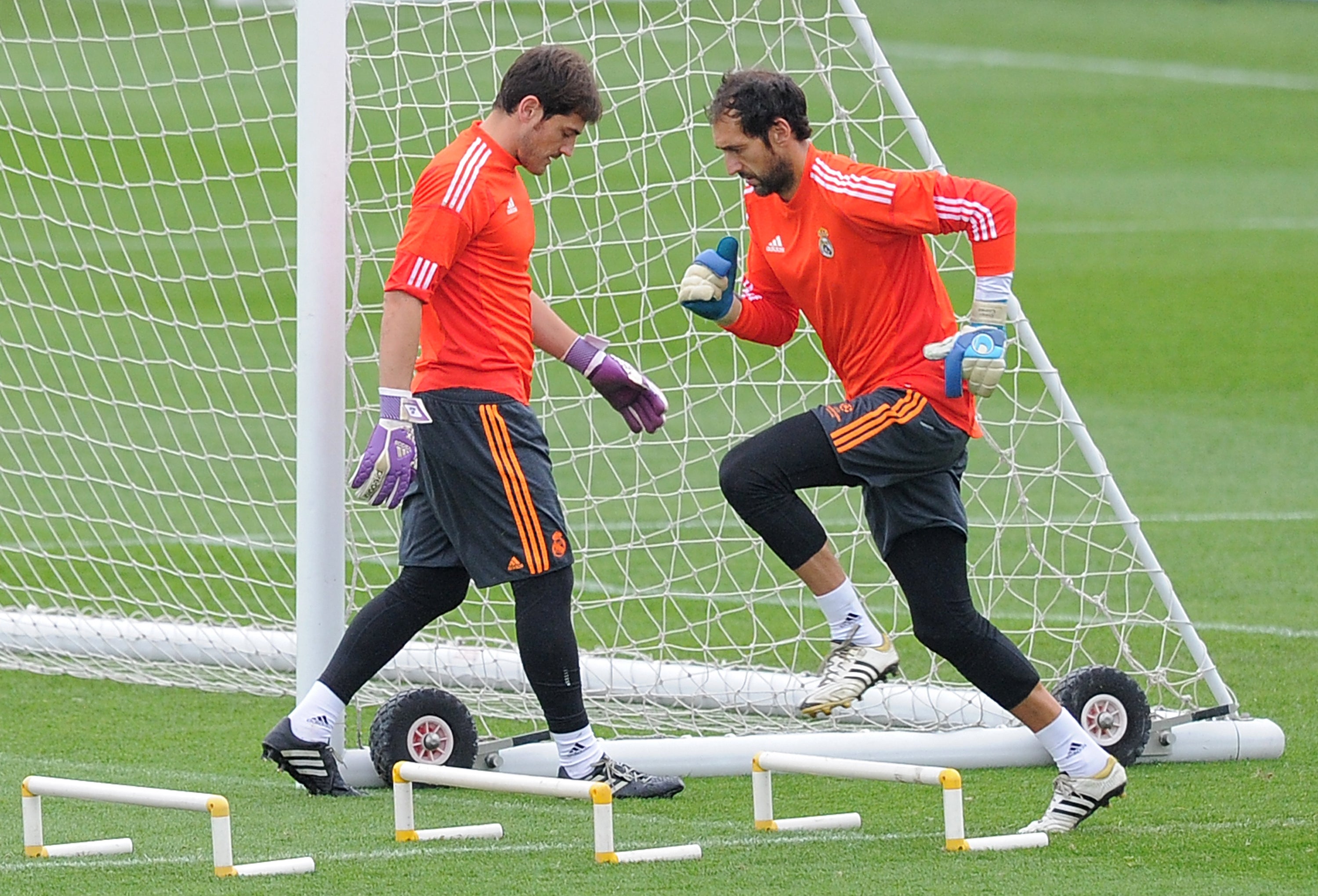 Diego López: "No me sorprendió que Casillas no fuera con la selección" Diego López: "No me sorprendió que Casillas no fuera con la selección"