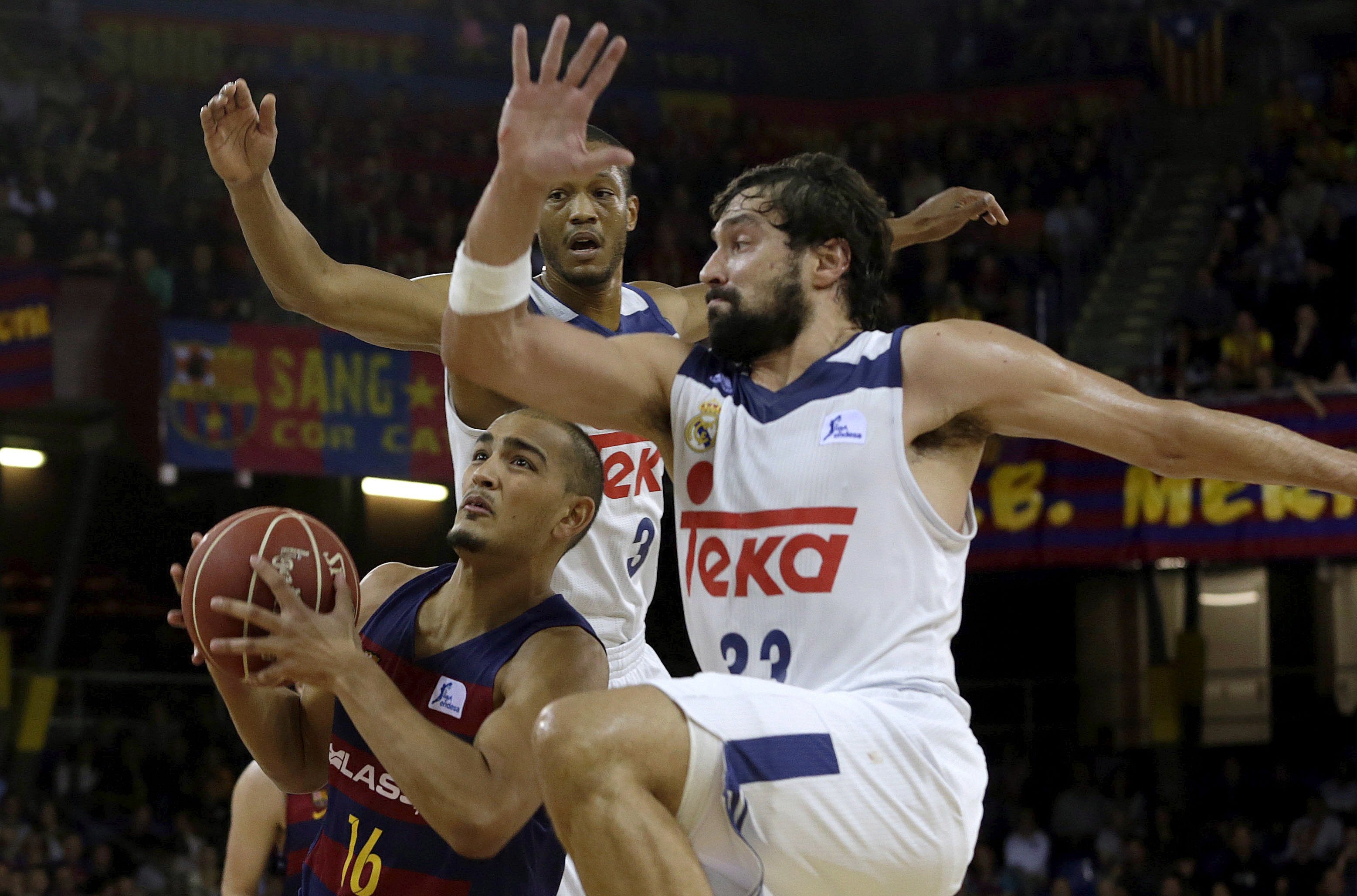 Baloncesto: El Barcelona se impone con contundencia al Real Madrid Baloncesto: El Barcelona se impone con contundencia al Real Madrid