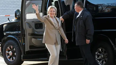 Hillary Clinton a su llegada al colegio electoral de Chappaqua Hillary Clinton a su llegada al colegio electoral de Chappaqua
