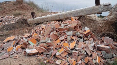 Derribo ilegal en el paraje protegido del R&iacute;o Mijares. 