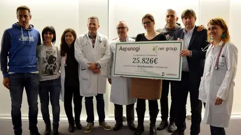Aspanogi entrega 25.000 euros a Biodonostia Aspanogi entrega 25.000 euros a Biodonostia
