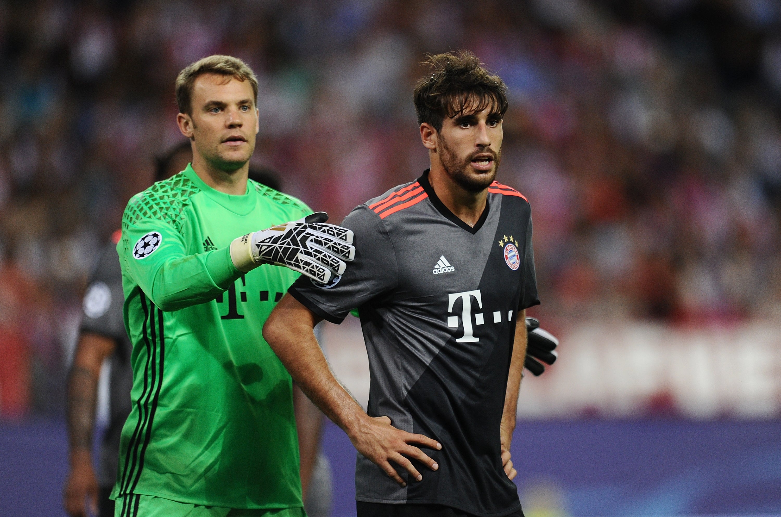 Javi Martínez, operado en Múnich tras romperse la clavícula haciendo senderismo en Navarra Javi Martínez, operado en Múnich tras romperse la clavícula haciendo senderismo en Navarra
