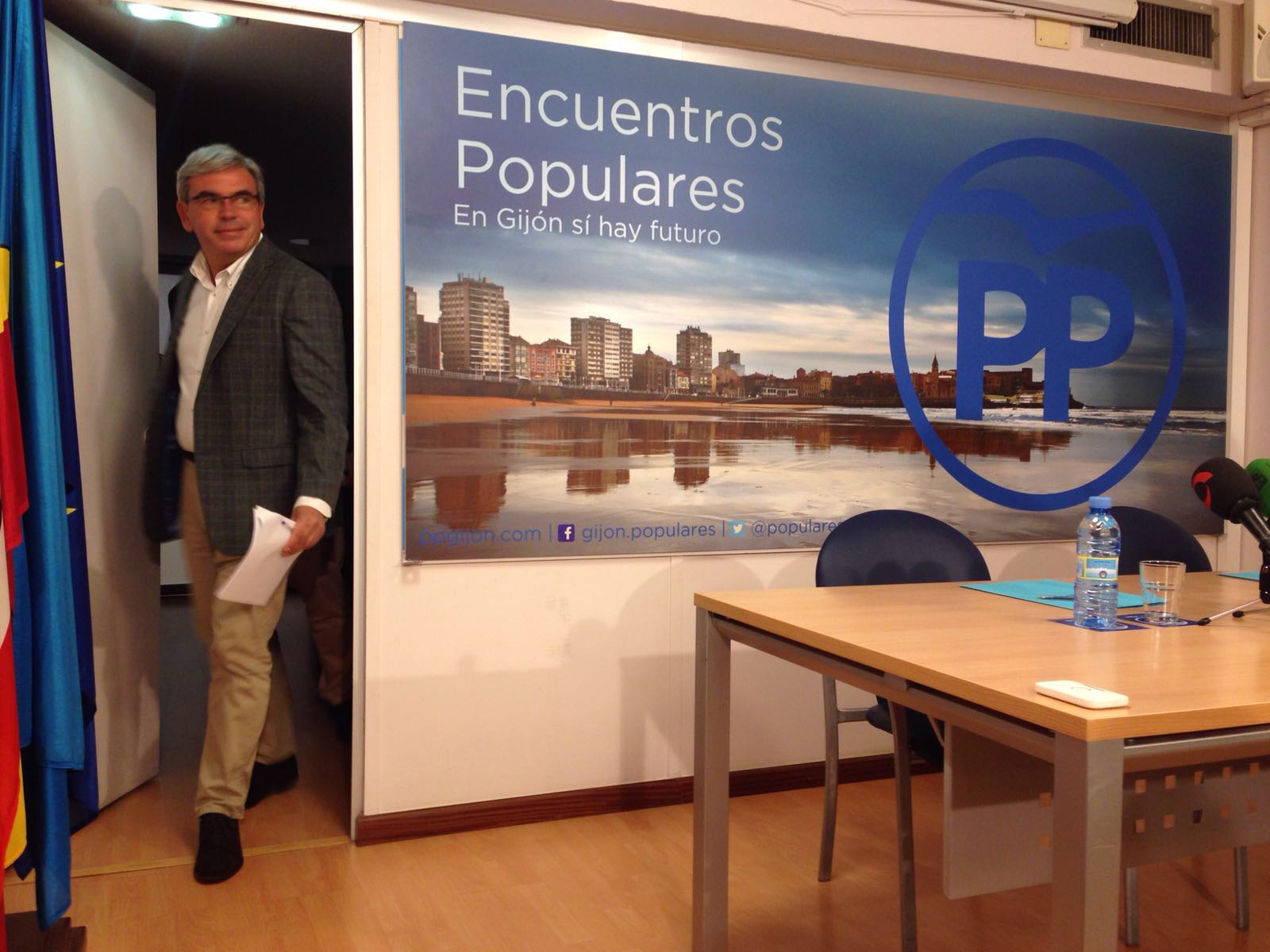 Más de Uno Gijón 09/04/2019 con Ana Fierro Más de Uno Gijón 09/04/2019 con Ana Fierro