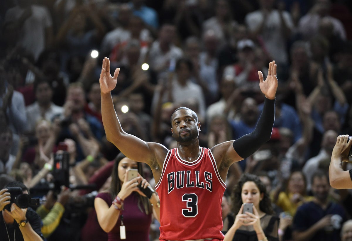 Los Bulls de Mirotic derrotan a Miami en el regreso de Dwyane Wade Los Bulls de Mirotic derrotan a Miami en el regreso de Dwyane Wade